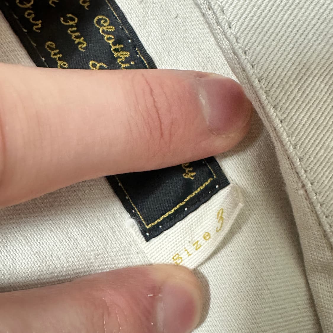 정가 60만원 3(105-110) 다레니모 헌팅 핸드프린팅 사파리 자켓  상품이미지5