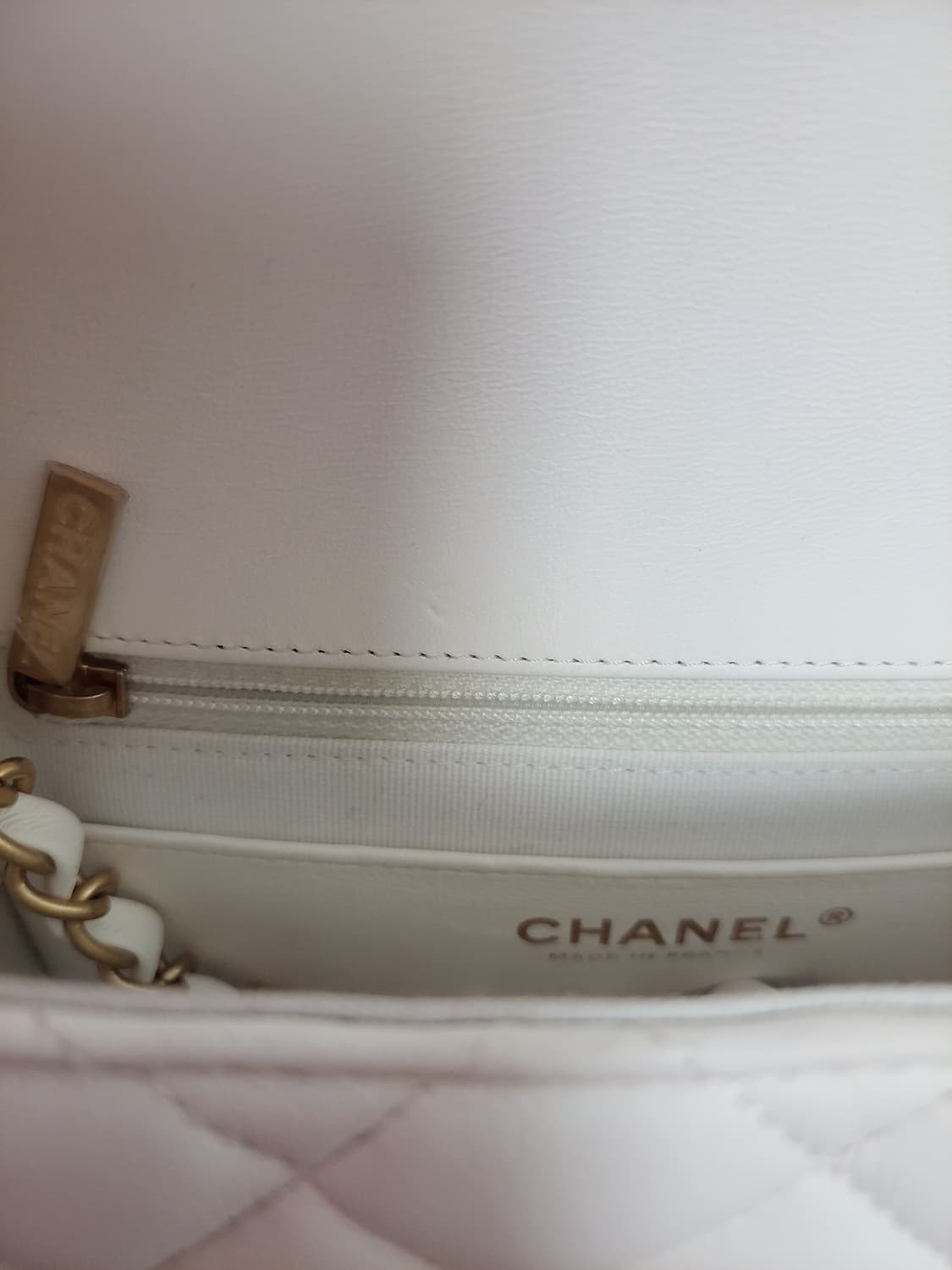 정품)급처미사용새상품!샤넬 내장칩 로고참 플랩백 크로스백 숄더백 가방 상품이미지10