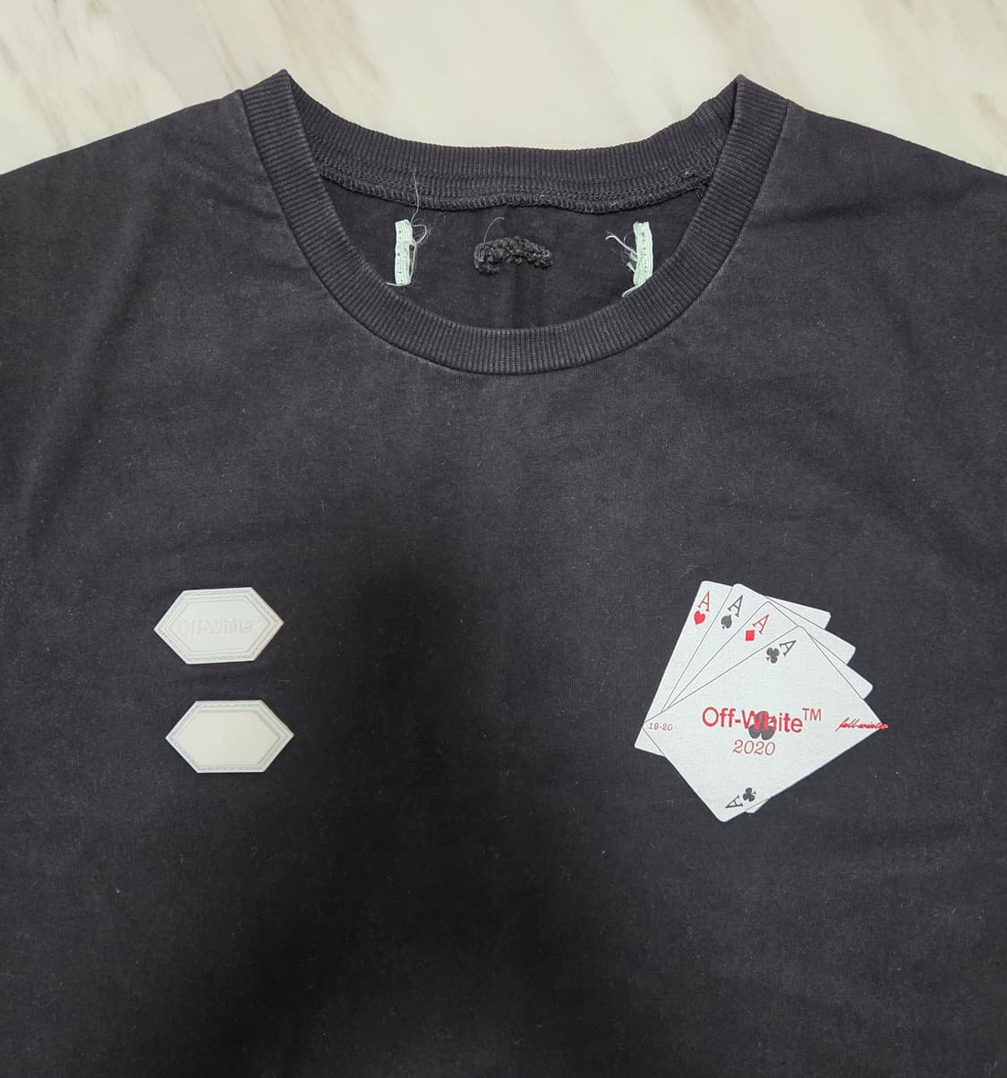 오프화이트 핸드카드 반팔 티셔츠 상품이미지5