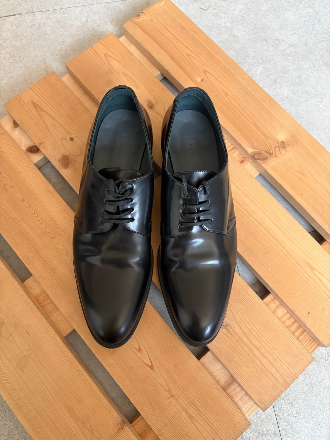 디올옴므 플레인 토 더비슈즈 42사이즈 상품이미지1