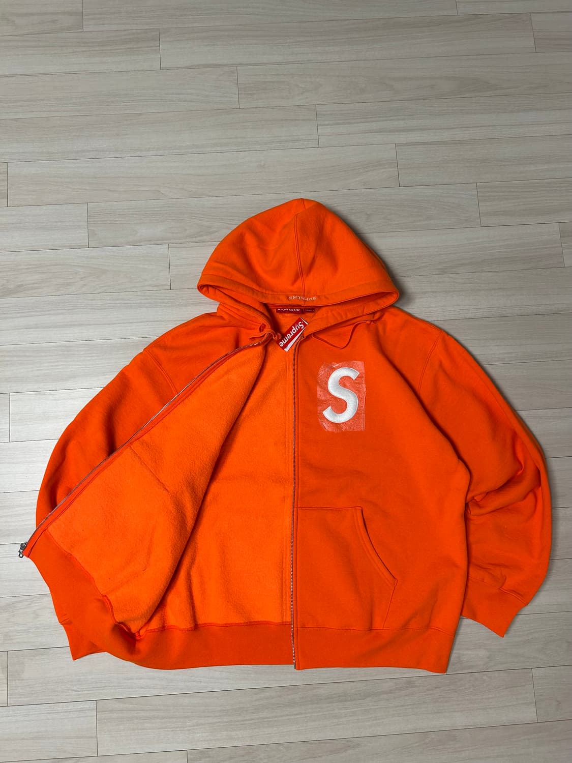 (XL) 슈프림 s로고 후드 집업 -24fw 상품이미지2