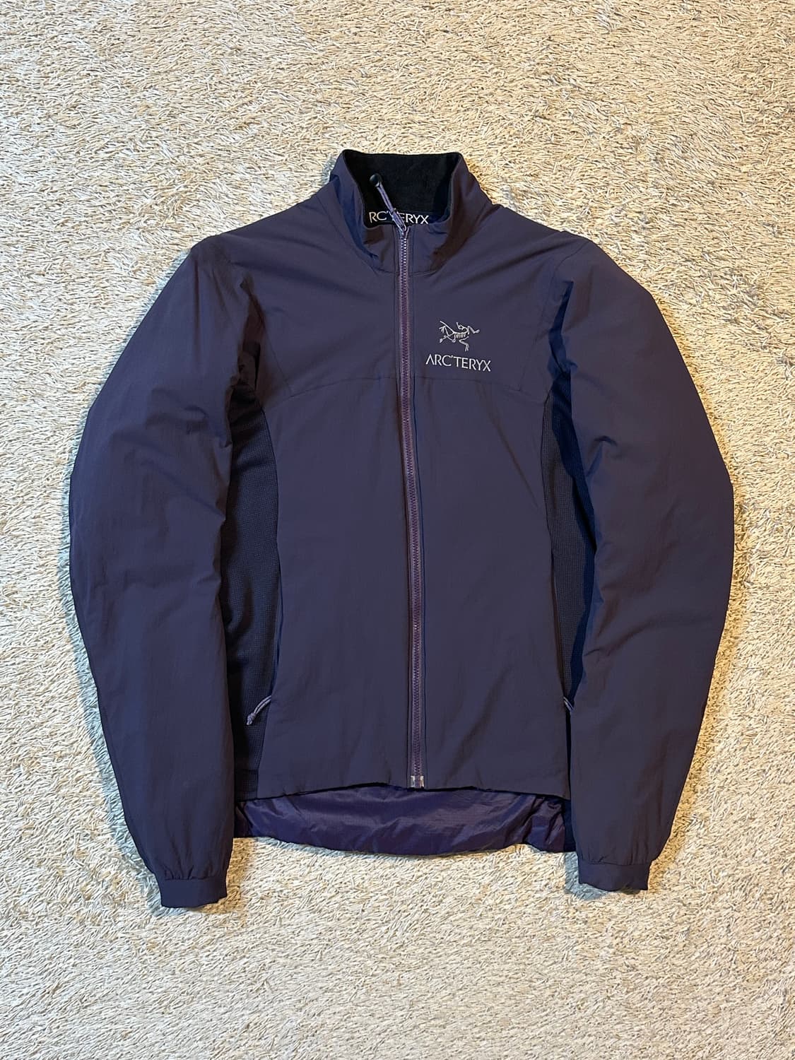 아크테릭스 ARC'TERYX 아톰 LT 자켓 우먼스 퍼플 상품이미지1