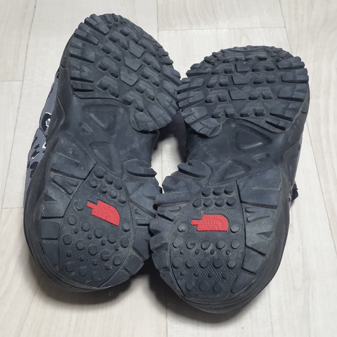 노스페이스 윈터 뮬 230 레오파드 방한화
 상품이미지5