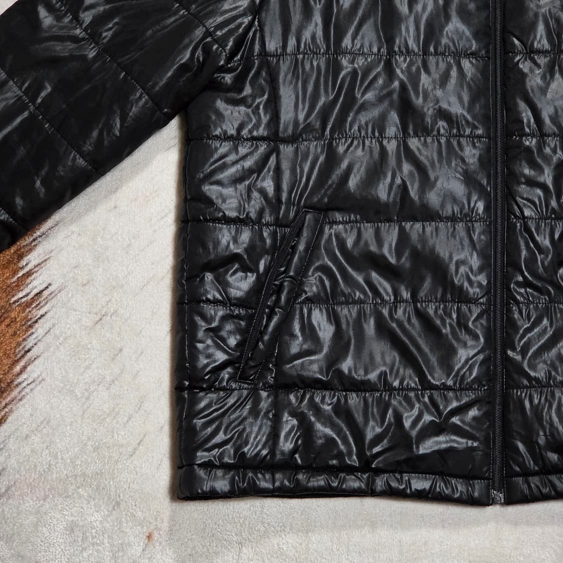 GET USED 퍼플 블래 배색 경량패딩 상품이미지3