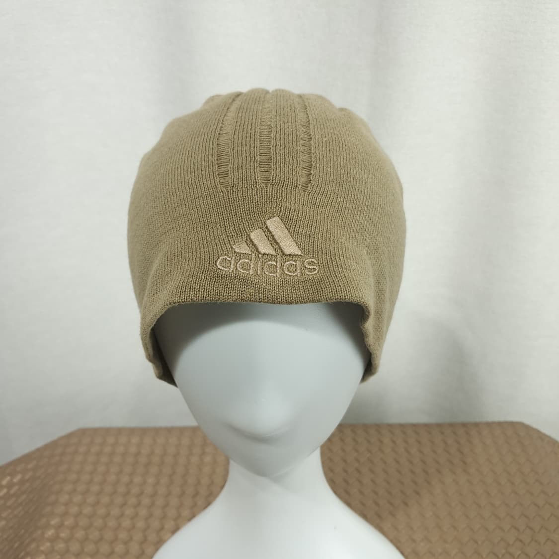 Adidas Tan Knit Logo Beanie P1996 상품이미지1