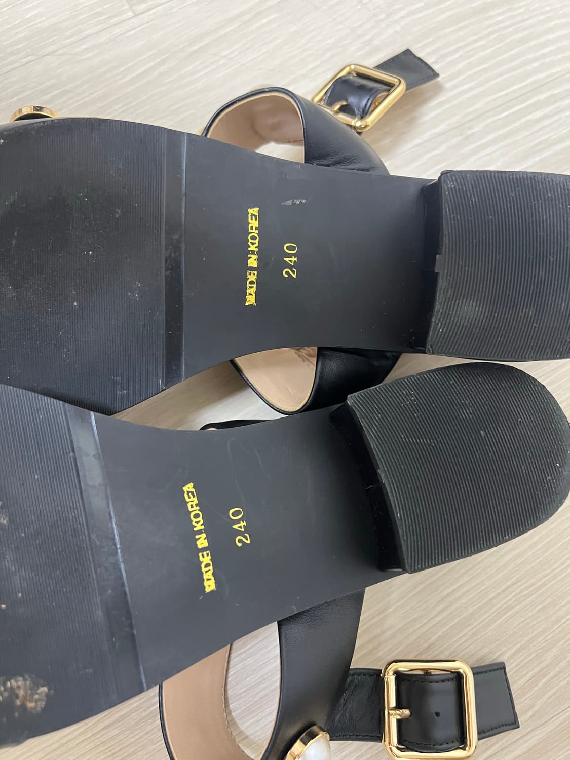 진주 장식 블랙 샌들 240 상품이미지2