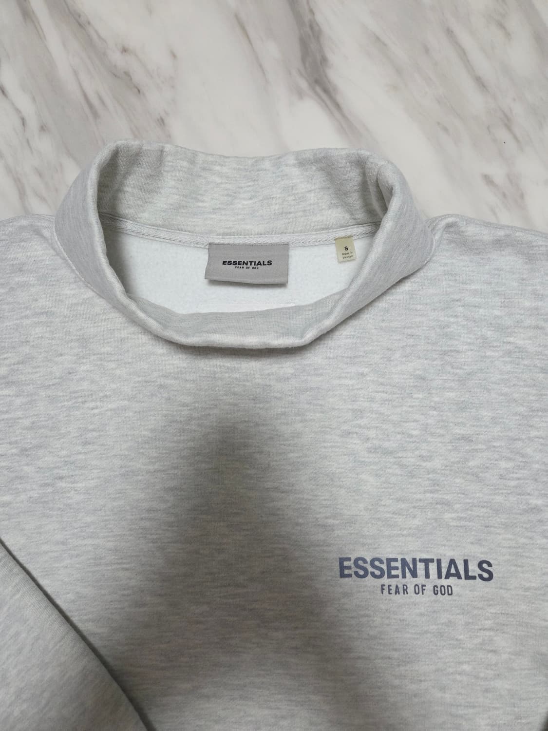 피오갓에센셜 모크넥 오트밀 스웻셔츠 상품이미지3