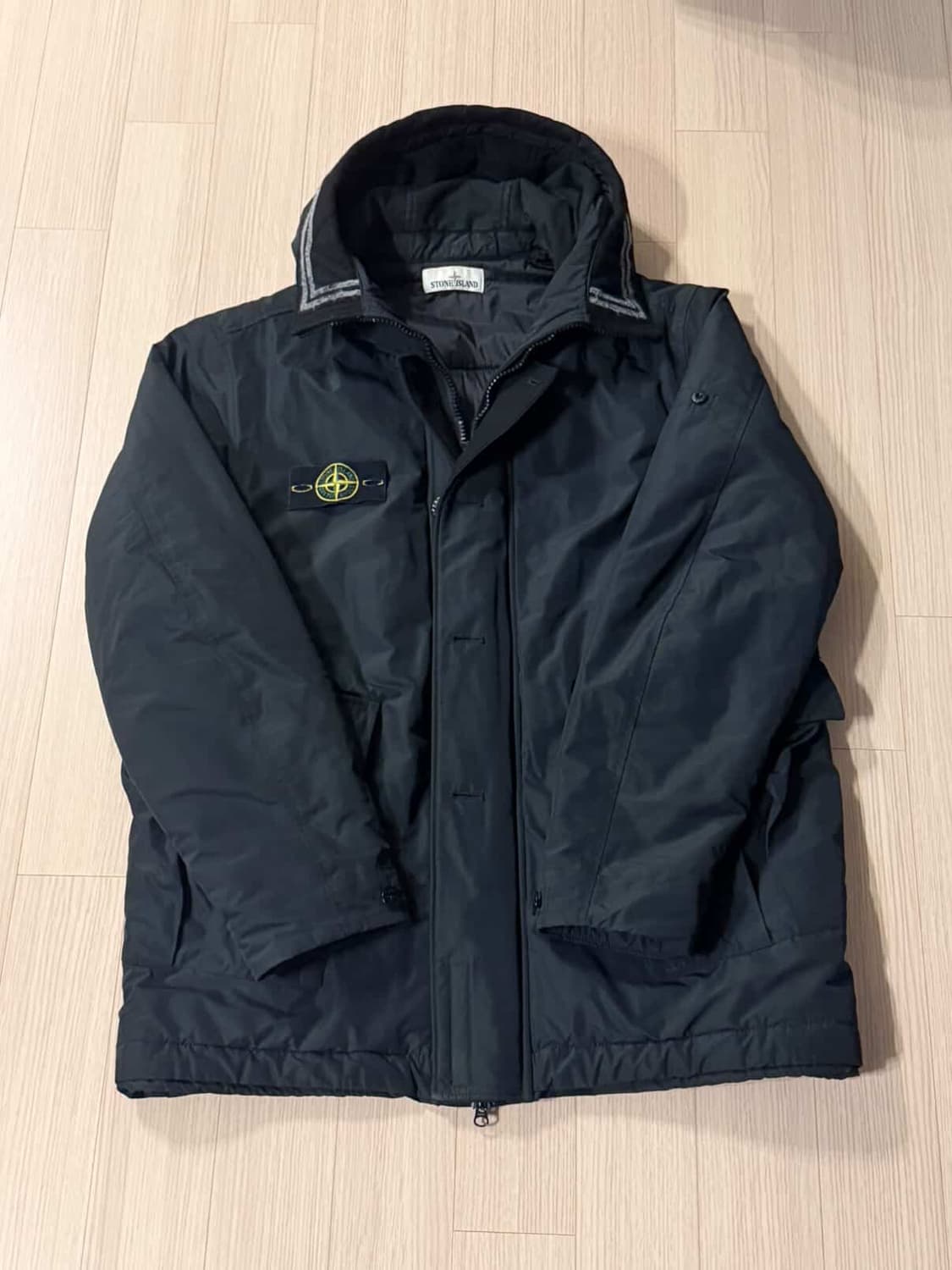 {S급/XL} 스톤아일랜드 마이크로랩스 패딩 다크 네이비 상품이미지1