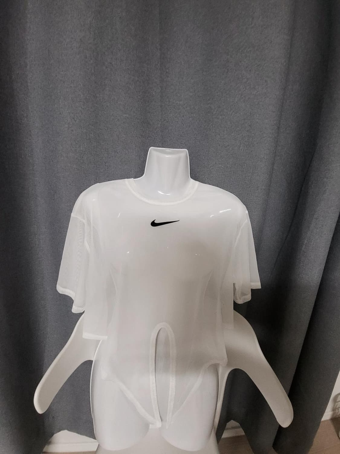 나이키 메쉬 크롭 탑 상품이미지1