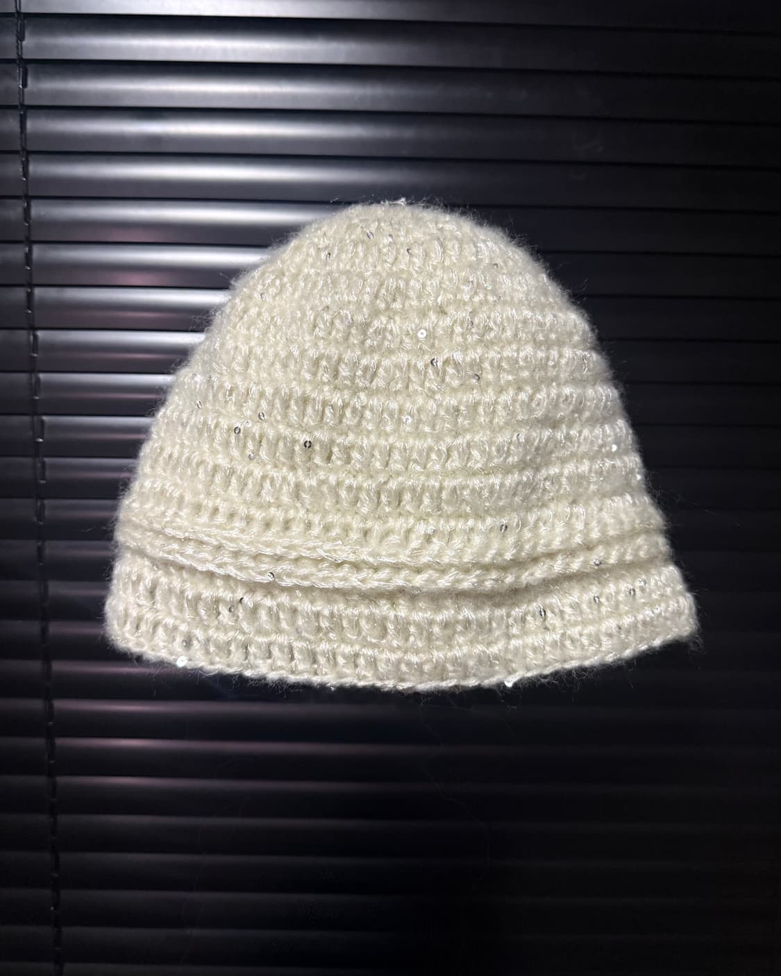 흰색 화이트 아이보리 실버 스팽글 플라워 꽃 뜨개질 비니 모자 빈티지 상품이미지4