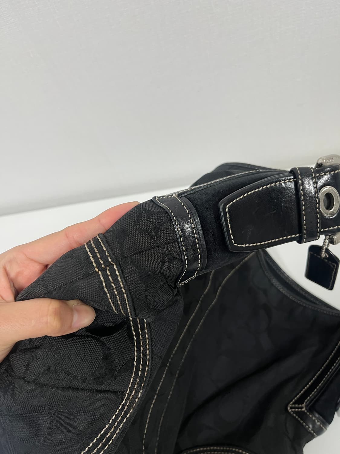 코치 시그니처 숄더 상품이미지5