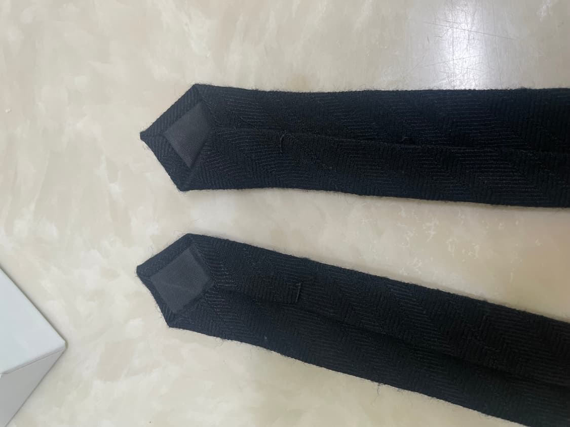 해칭룸 헤링본 울 타이 블랙 상품이미지3