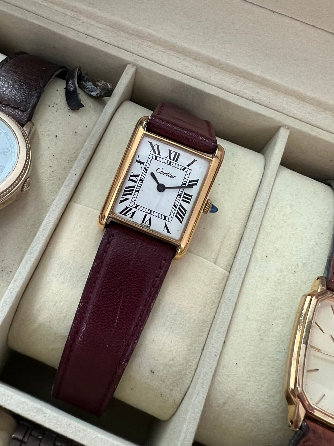 까르띠에 빈티지 탱크 수동 무브먼트 상품이미지3