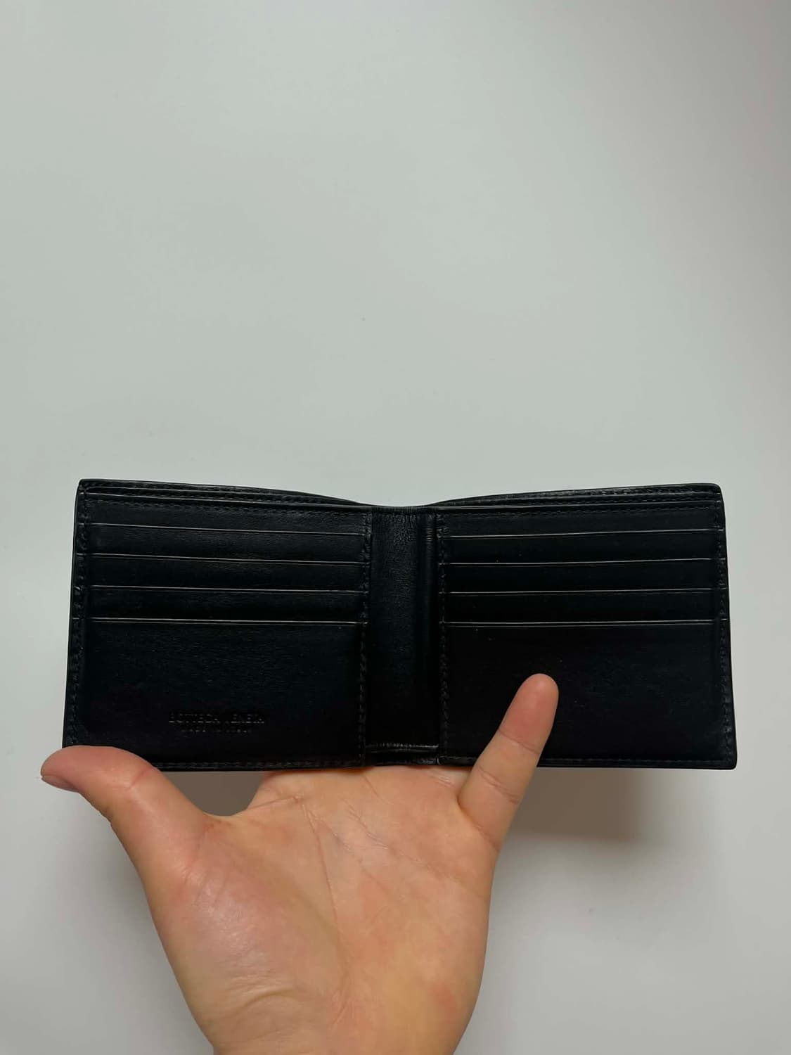 보테가베네타 인트레치아토 반지갑 상품이미지3