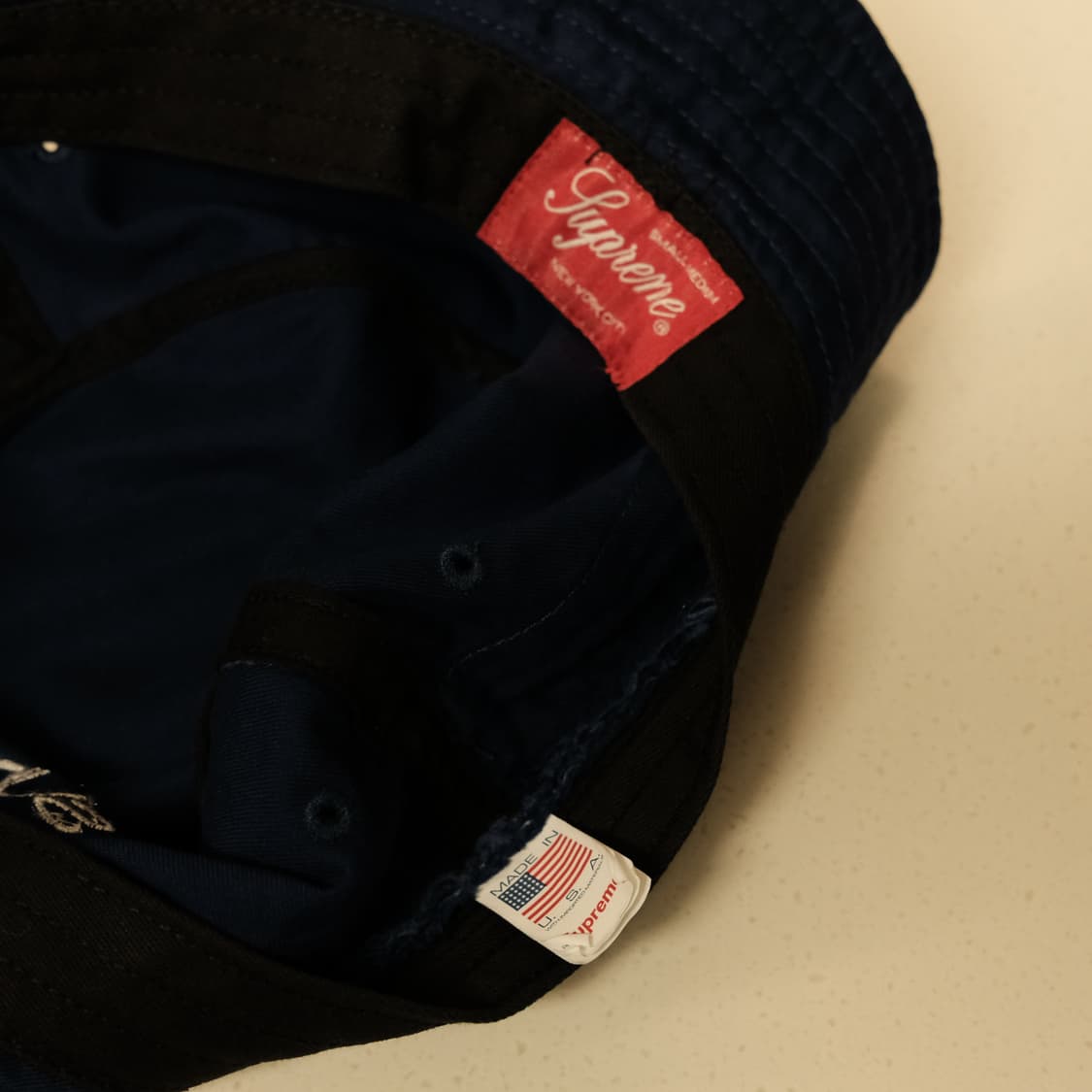 슈프림 버킷햇 네이비블루 S/M 상품이미지2