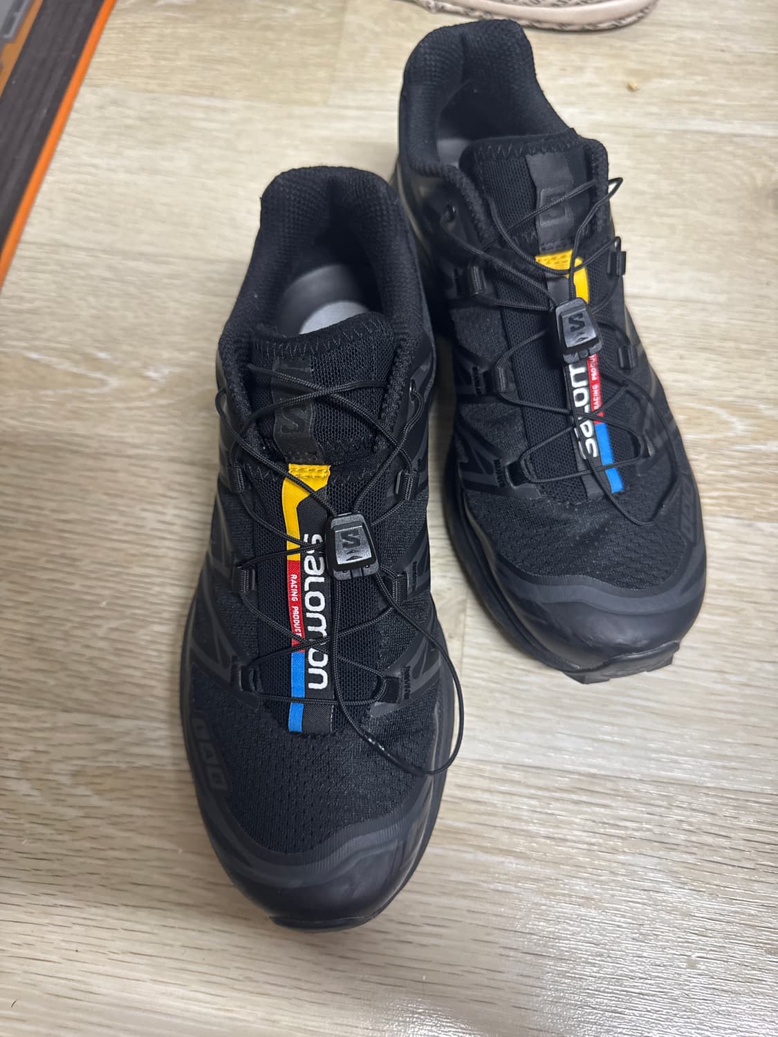 살로몬 운동화 상품이미지1