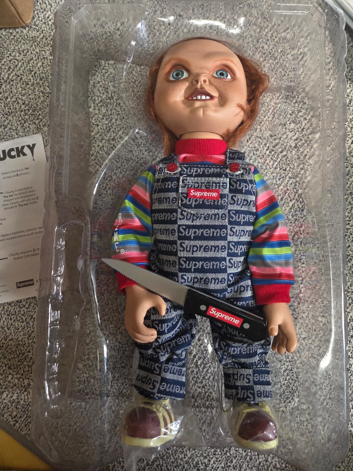 슈프림 처키 돌 상품이미지4