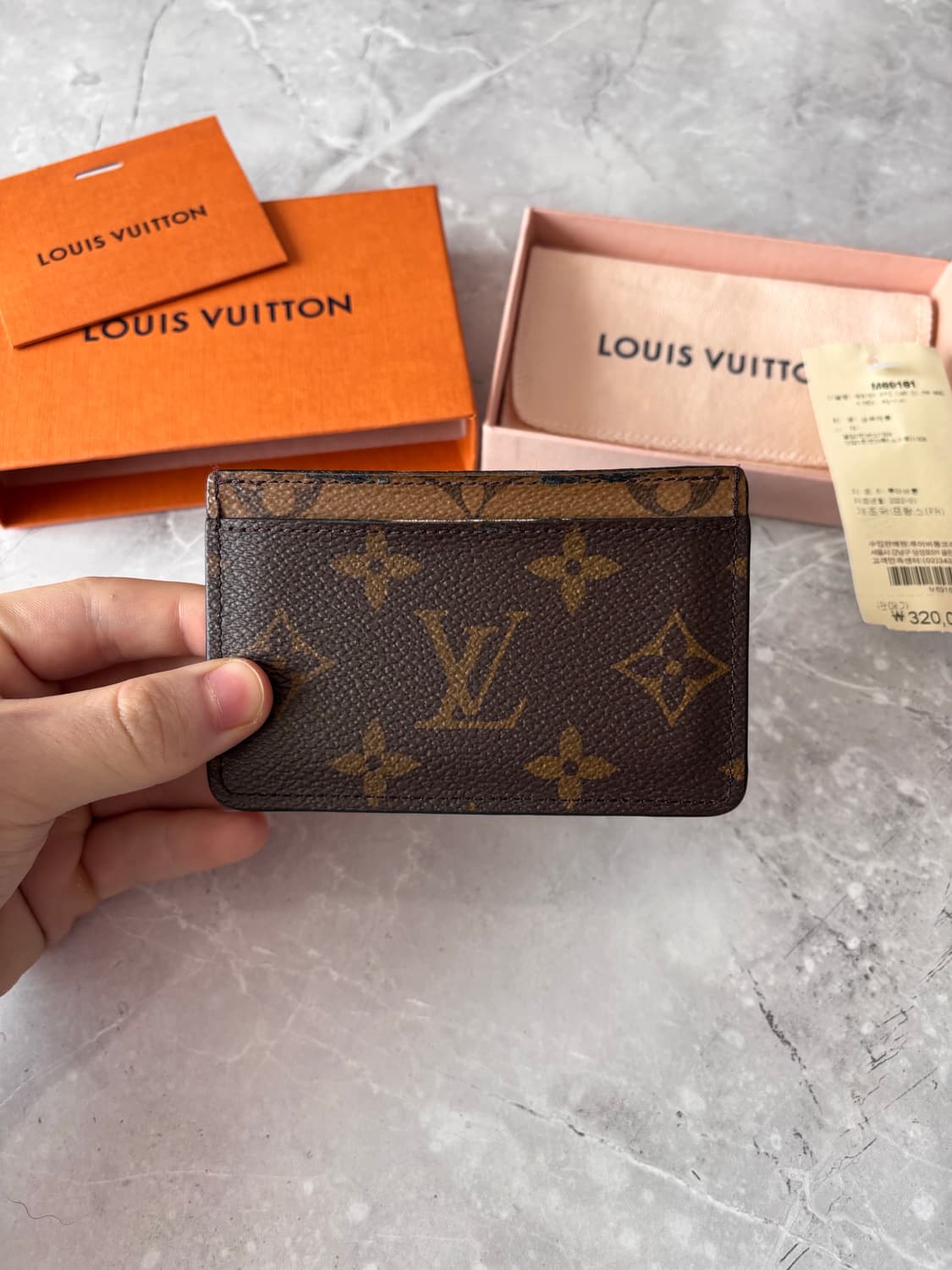 [정품] 루이비통 모노그램 리버스 카드지갑 상품이미지1
