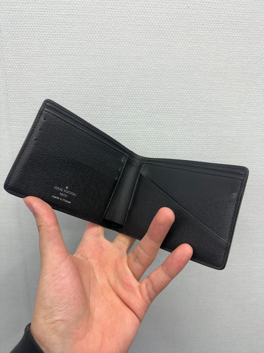 루이비통 모노그램 이클립스 반지갑 풀구성 상품이미지3