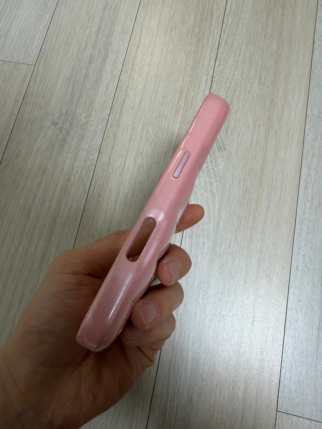 아이폰17프로 어반소피스티케이션 케이스 상품이미지4