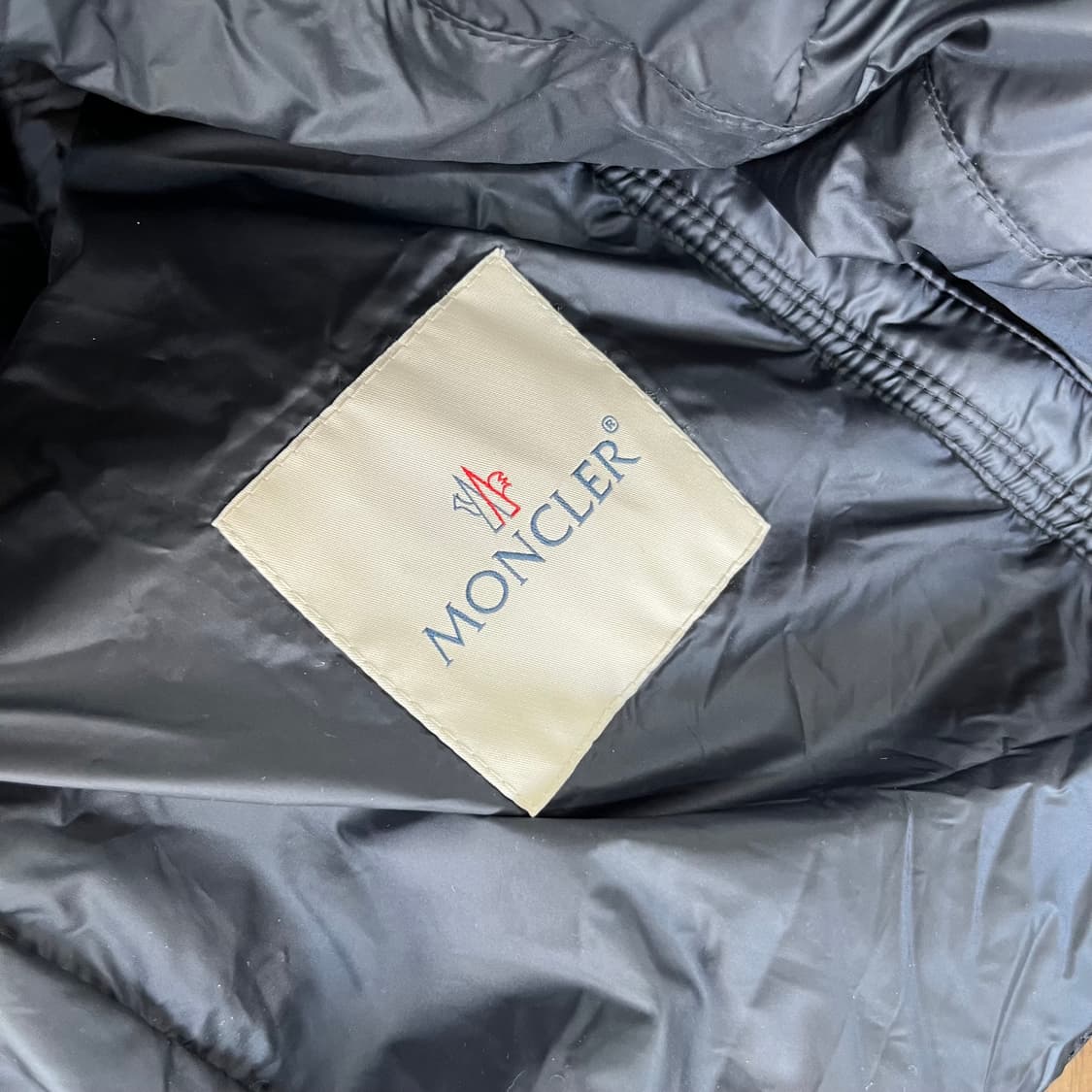 몽클레어 suva 패딩 점퍼 12y(성인여성가능) 상품이미지6