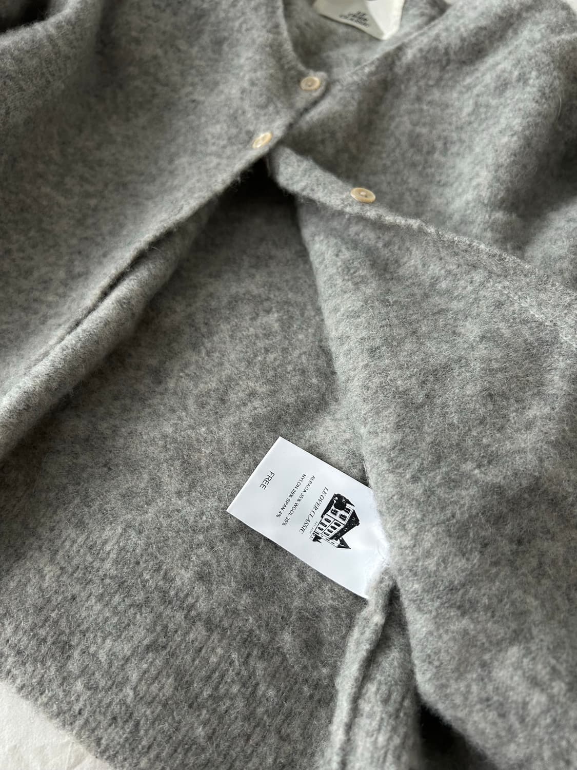 르 오버 클래식 알파카 니트 가디건 상품이미지2