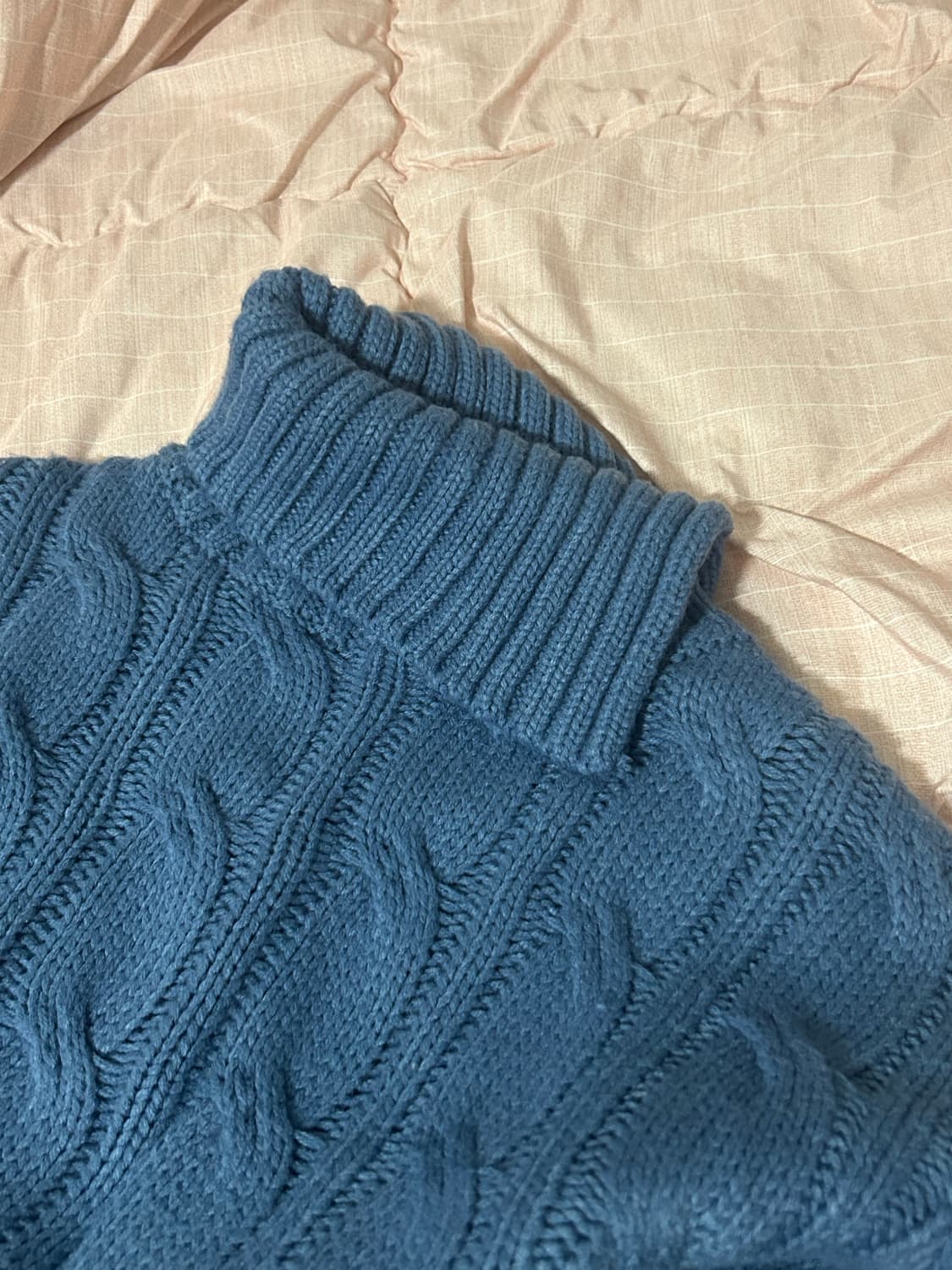 volcan&aphrodite 트임 니트 (유일매물) 상품이미지4