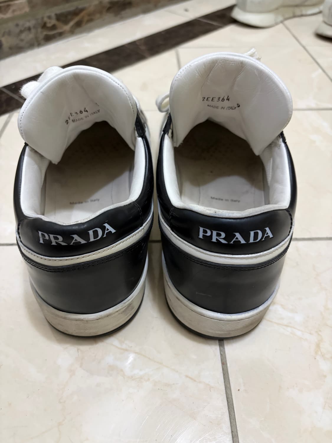 프라다 디스트릭트 스니커즈 상품이미지5