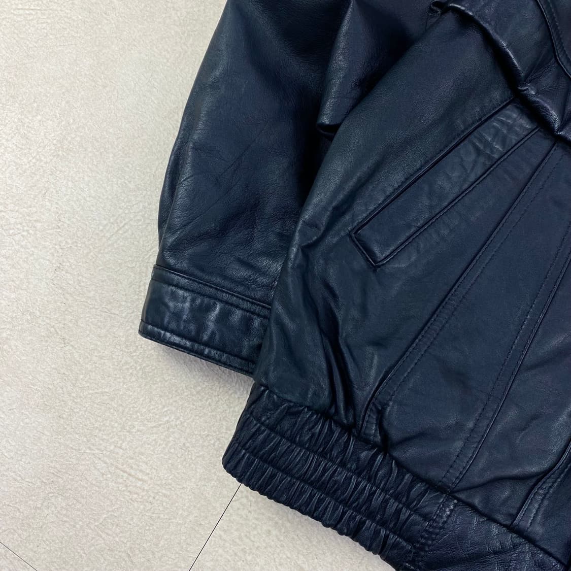 베버리힐즈 폴로 클럽 양가죽 블랙 A-2 레더 자켓 (105) 상품이미지5