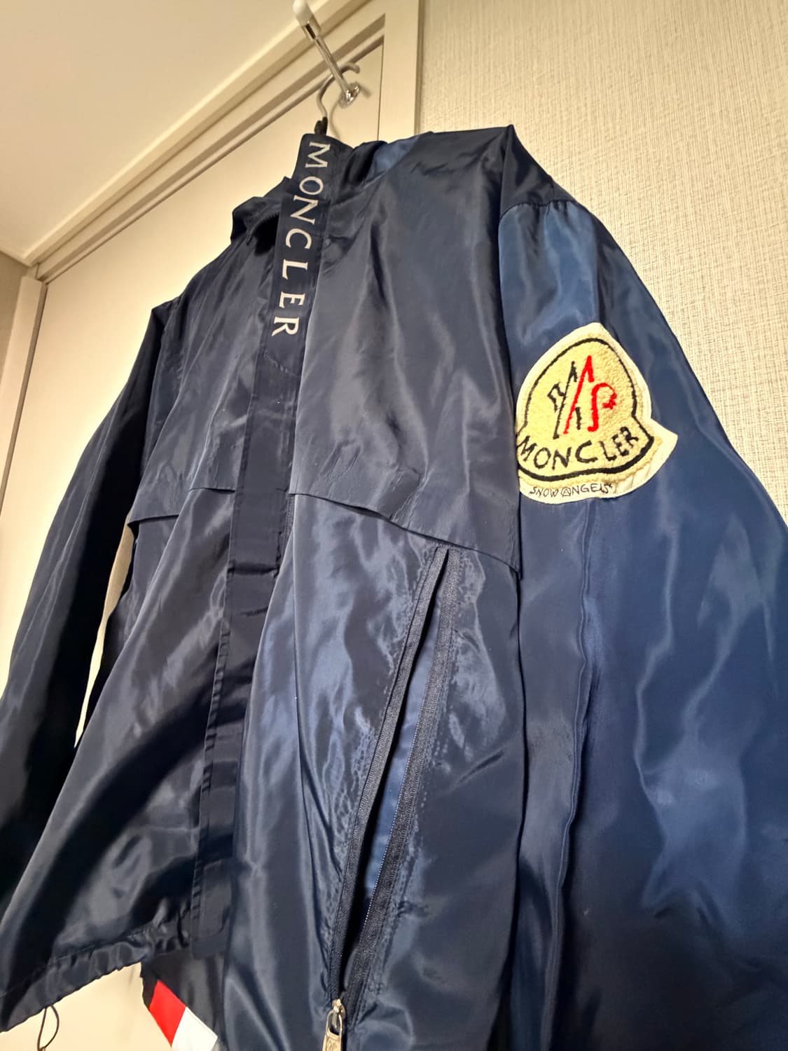 몽클레어 바람막이 상품이미지1