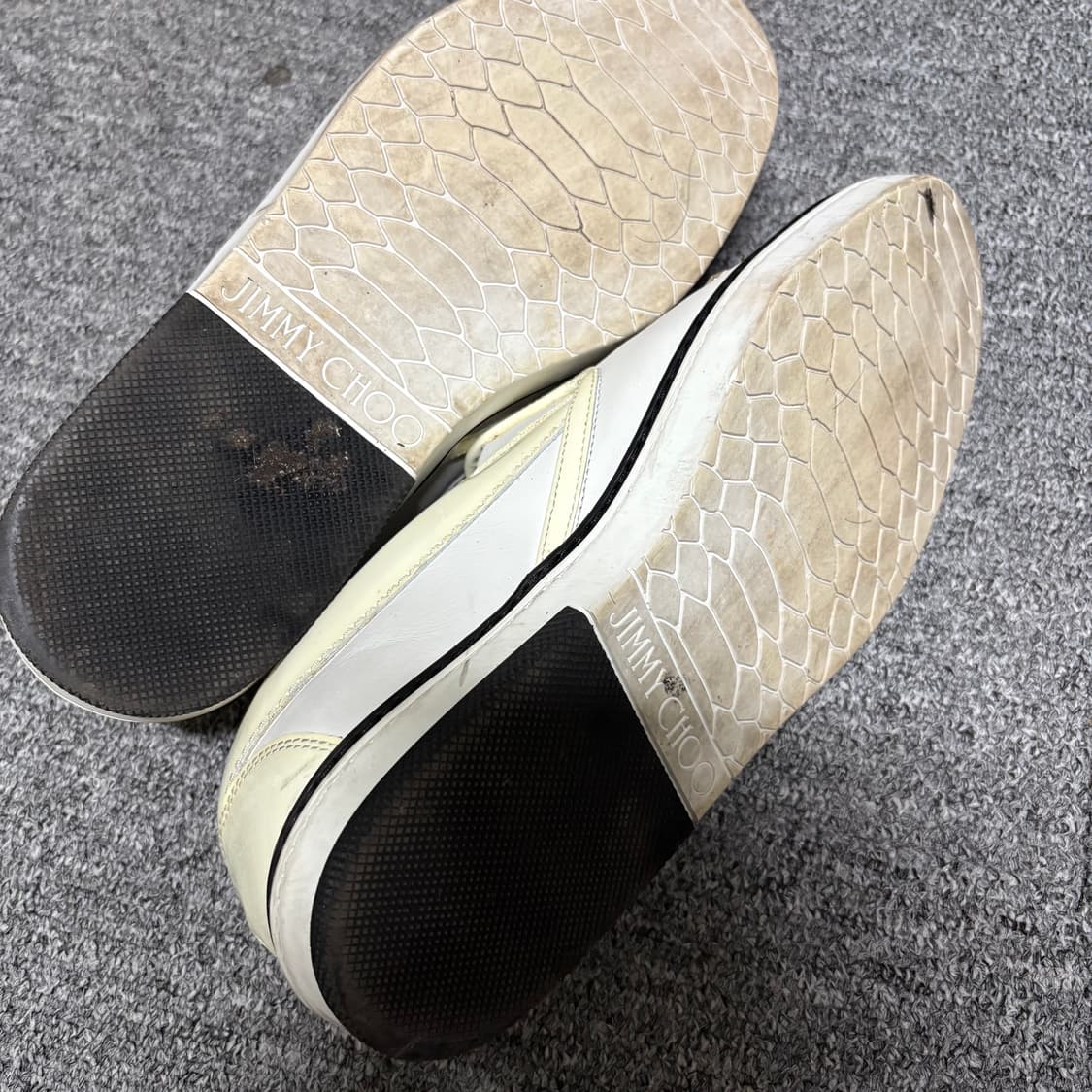 지미추 스타 스터드 레더 슬립온 스니커즈 44 280-290 상품이미지5