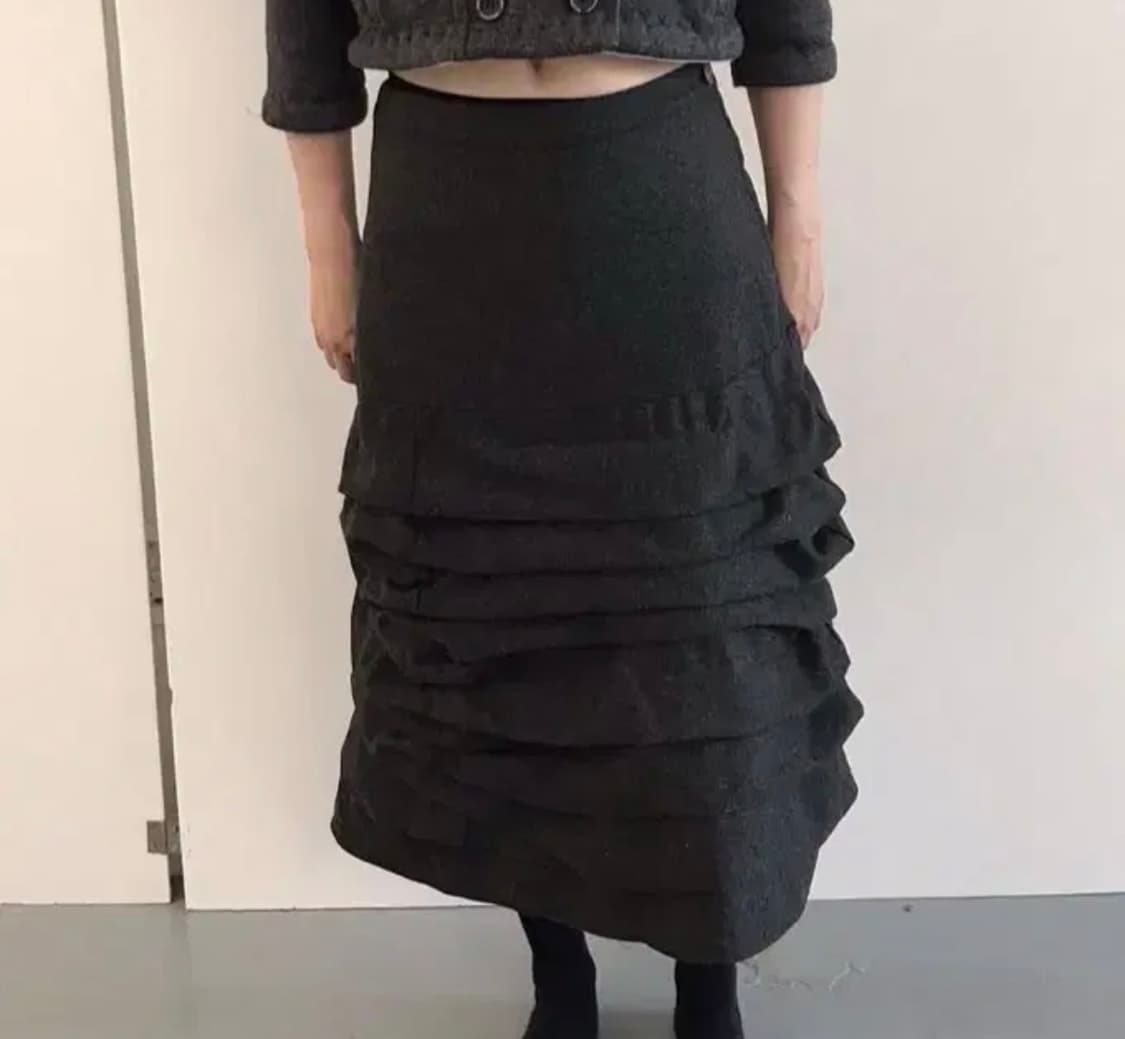 에옹쓰 piled wool skirt 사이즈1 구김X 오염하자X 상품이미지1