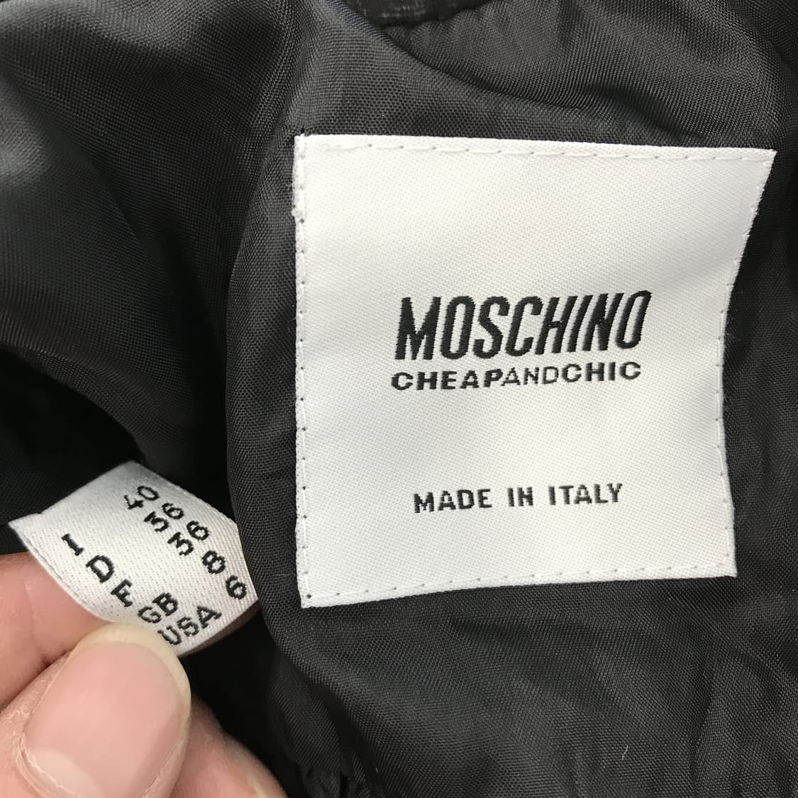 모스키노 MOSCHINO 이태리메이드 벨벳자켓 [USA 6] 상품이미지4