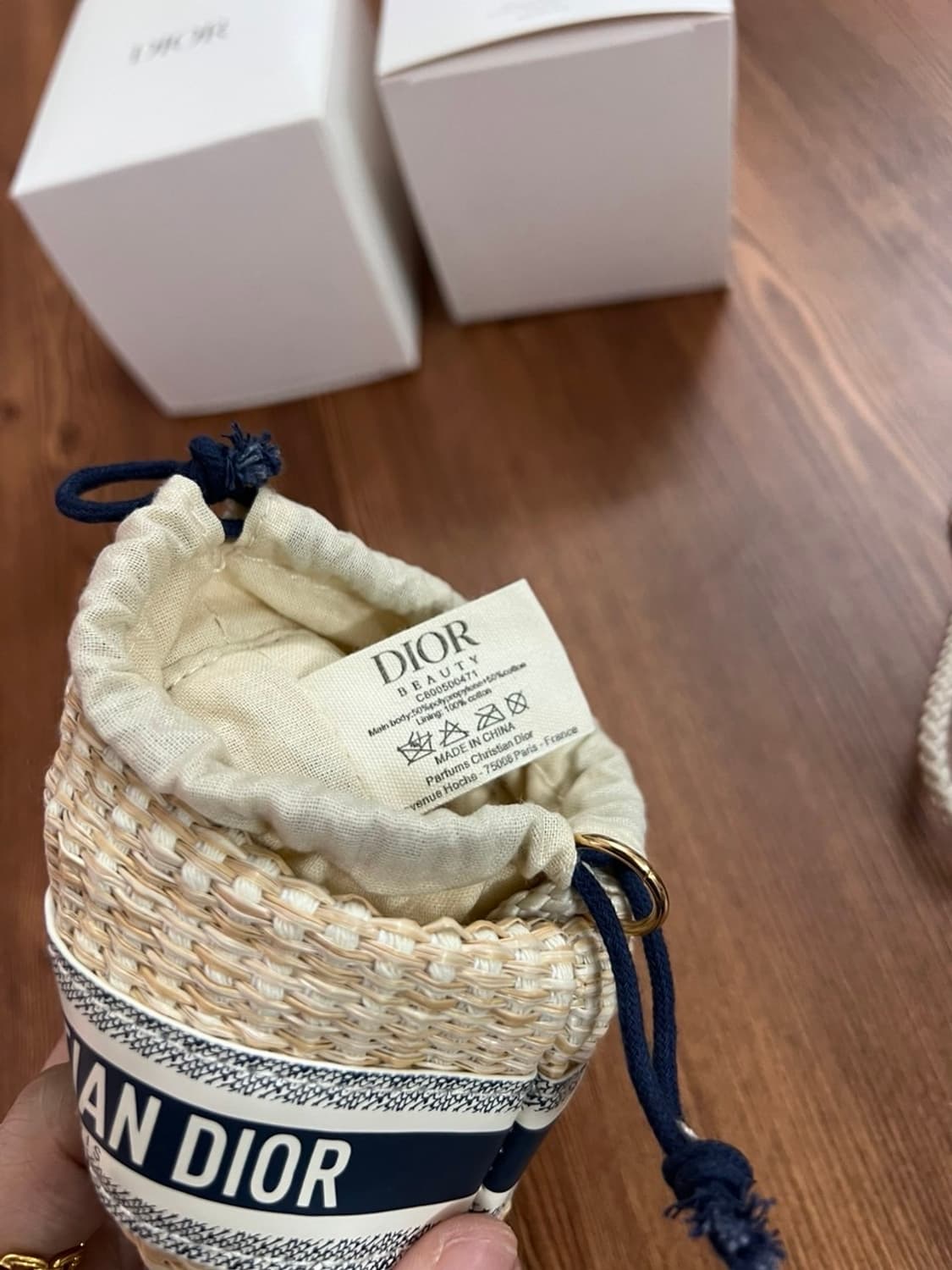  디올뷰티 라탄 드로스트링 미니 크로스백 디올기프트 상품이미지9