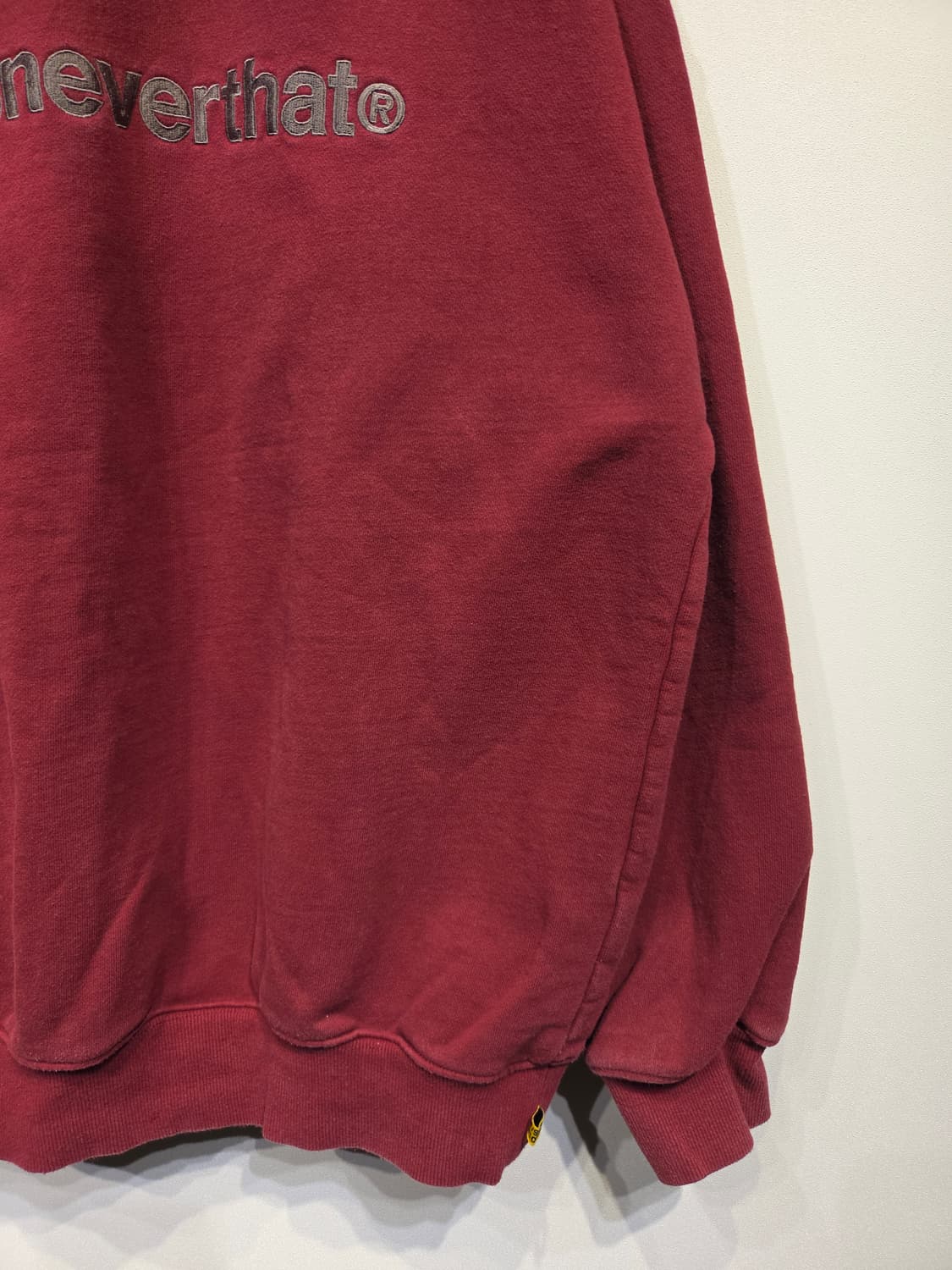 thisisneverthat 디스이즈네버댓 자수 로고 맨투맨 상품이미지5