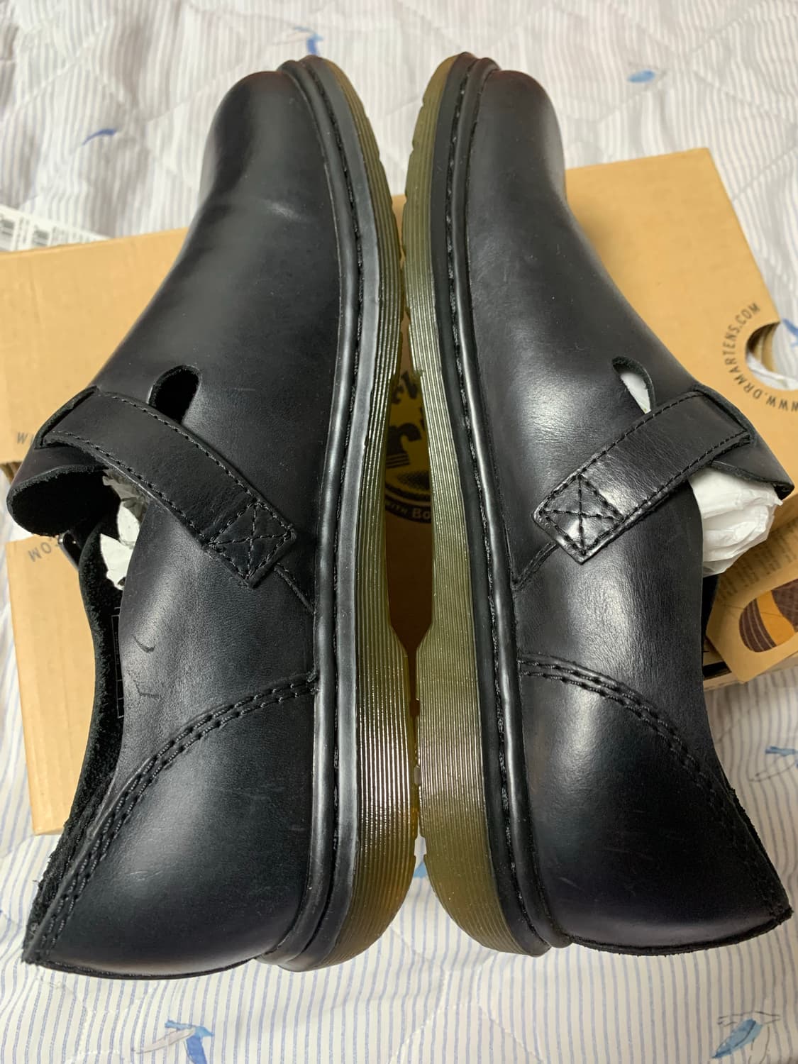 새상품) 닥터마틴 패트리샤 UK5 240 블랙 상품이미지3