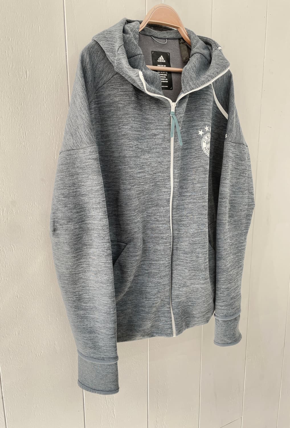 아디다스(adidas) FC 바이에른 뮌헨 앤섬 후드 자켓 상품이미지8