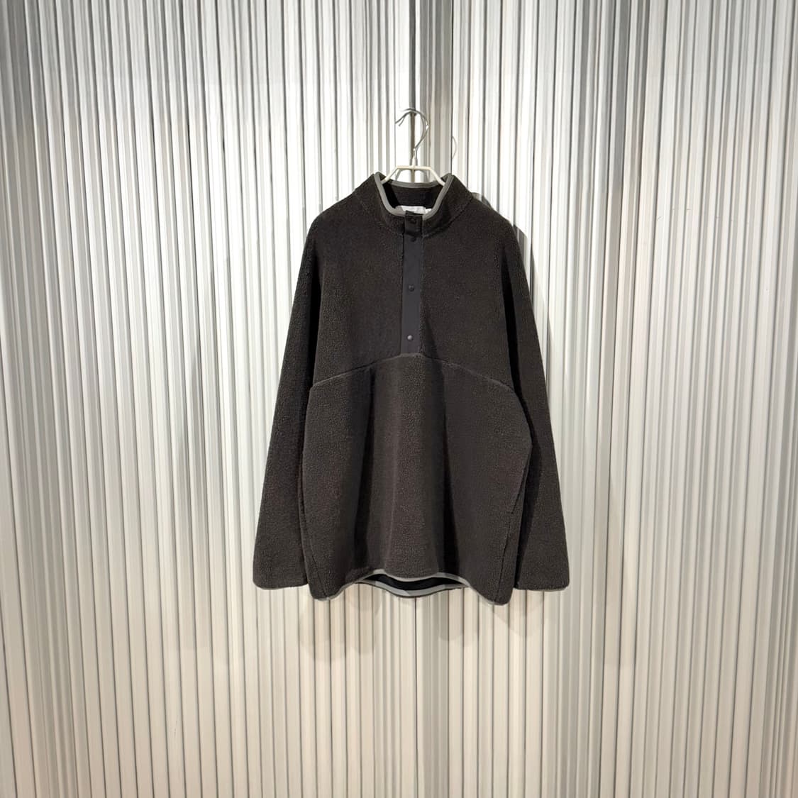 Graphpaper wool half zip-up 상품이미지1