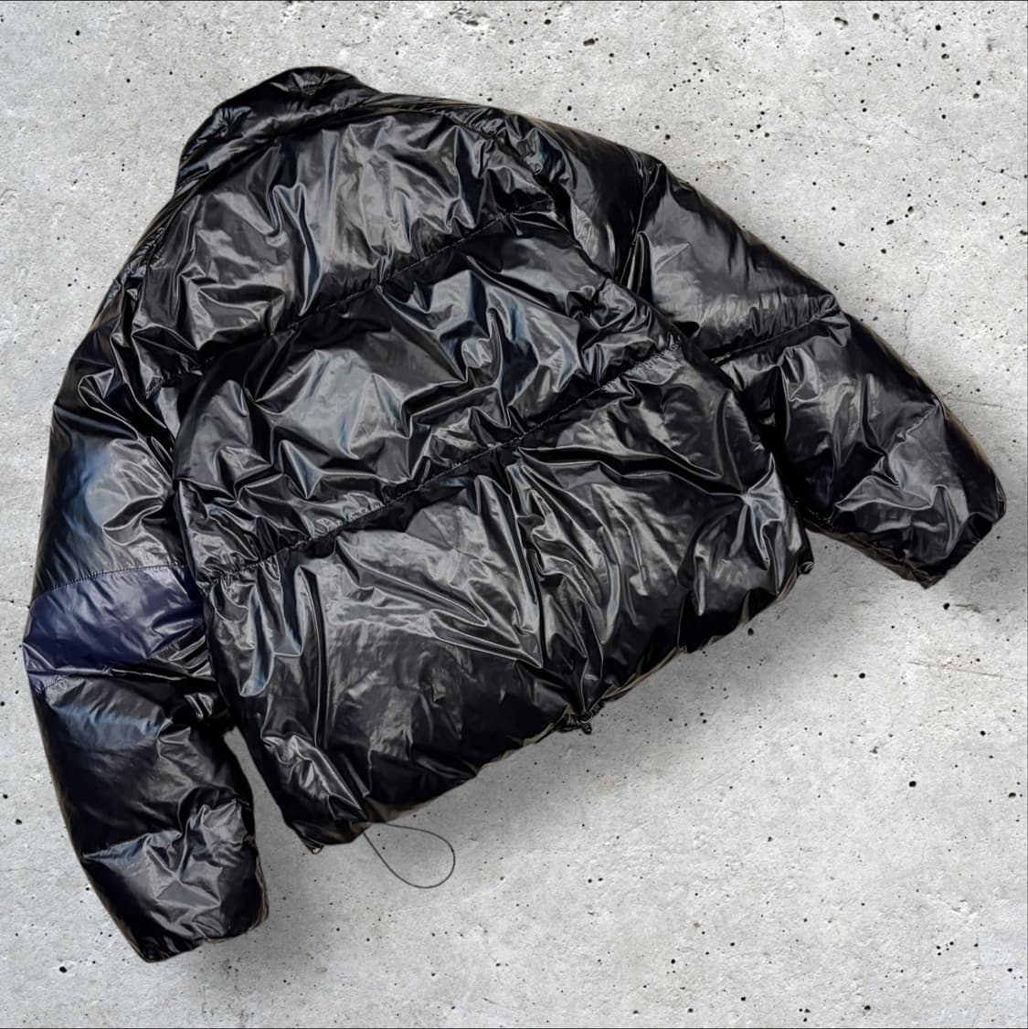 마뗑킴 블랙 유광 광택 패딩 점퍼 D230 상품이미지2