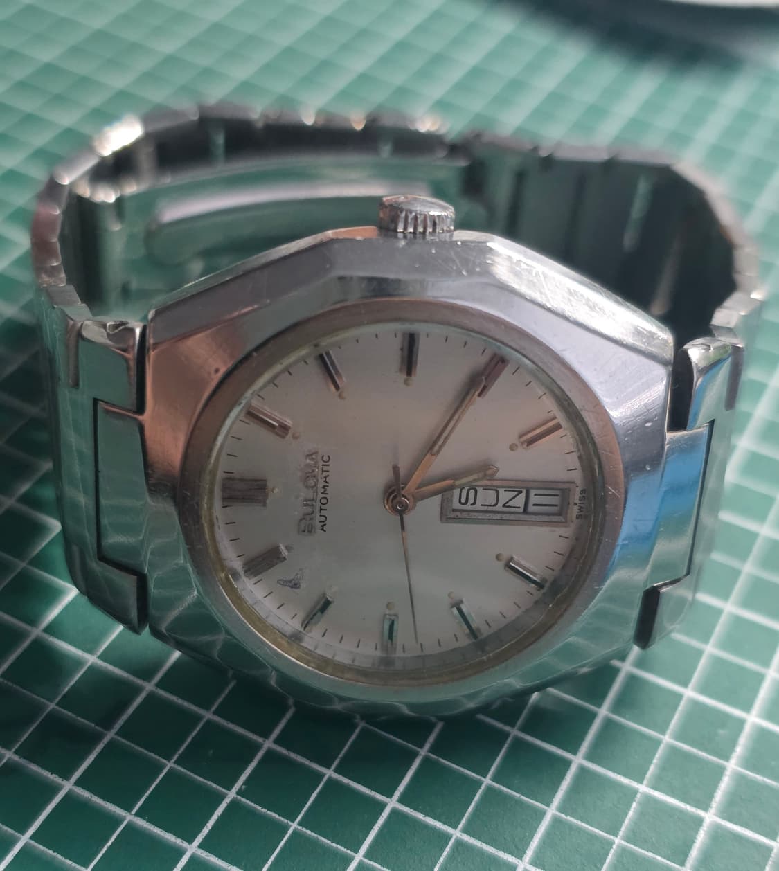 브로바(Bulova) 빈티지 옥타 데이데이트 오토메틱 시계  상품이미지2