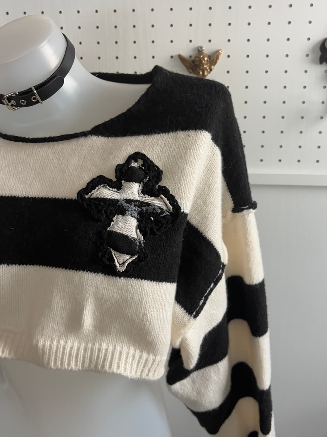 • striped cross-patch cropped knitwear 상품이미지3
