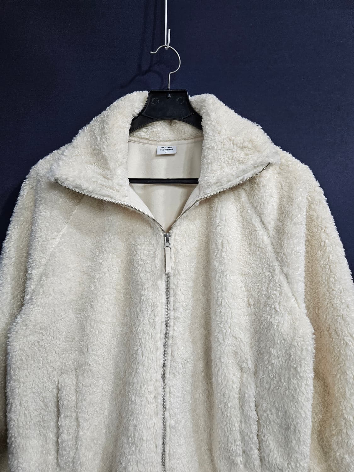 무신사 스탠다드 아이보리 남성 오버핏 95~100 후리스 자켓  상품이미지7