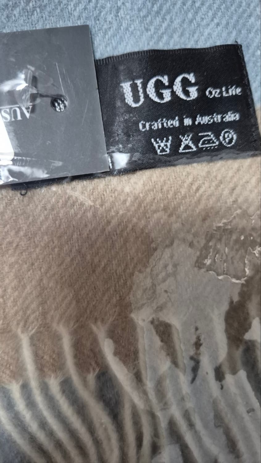 어그 울 머플러 새상품  상품이미지5