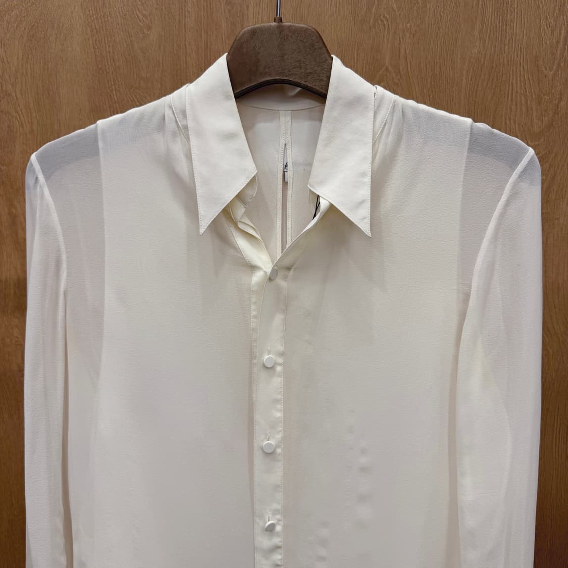 3.1 필립림 실크 카라 셔츠 블라우스 히든 버튼 디테일 아이보리 상품이미지4