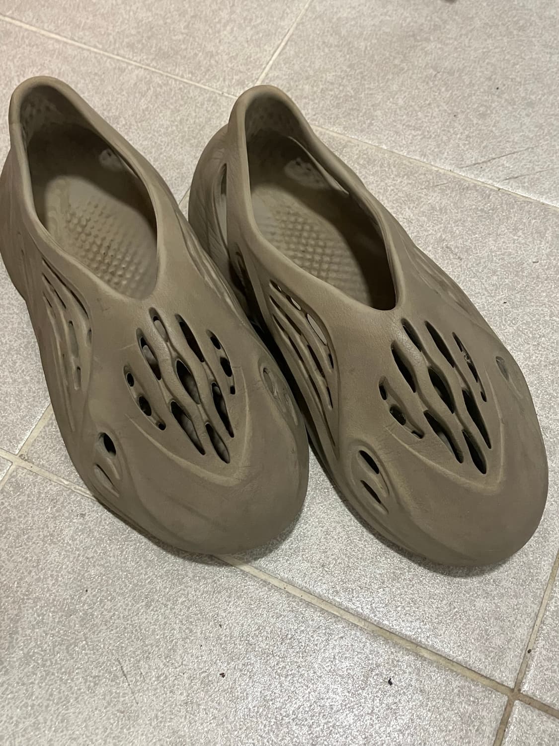 [275] 이지폼러너 스톤세이지 상품이미지4