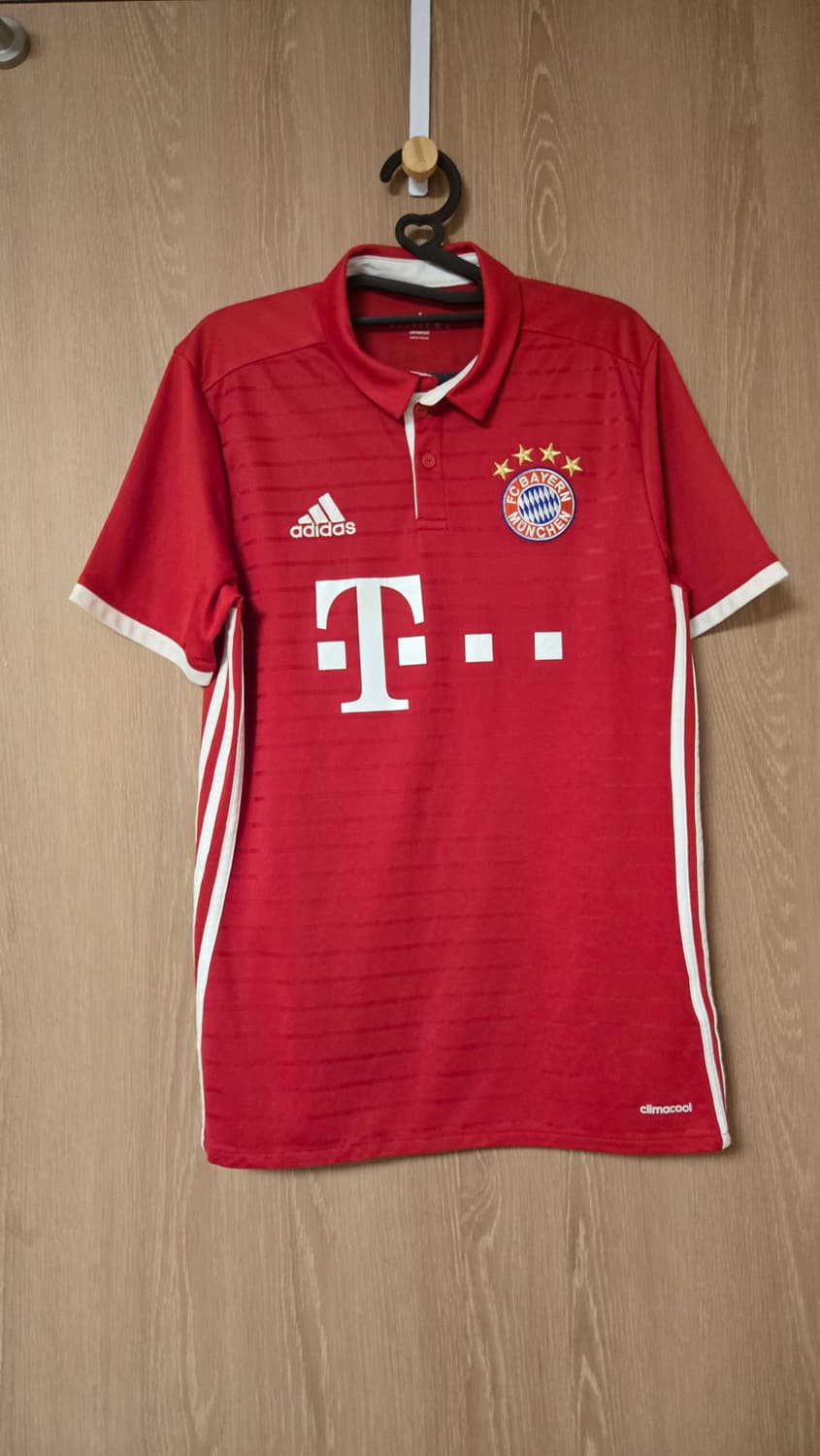 바이에른 뮌헨 16-17 홈 유니폼 상품이미지1