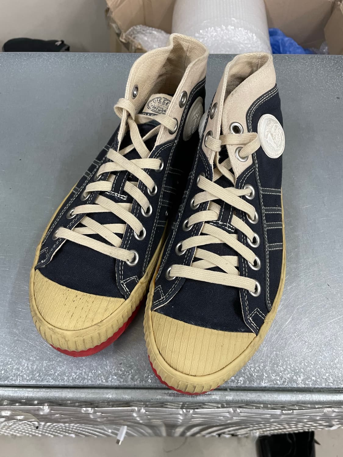 디젤 Yuk 스니커즈 42 상품이미지2