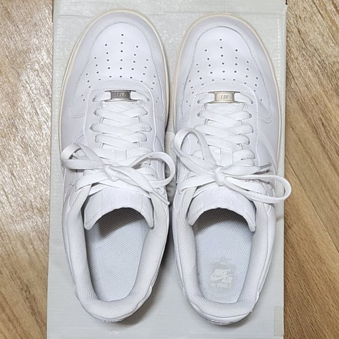 나이키 에어포스 275 로우 화이트 상품이미지4