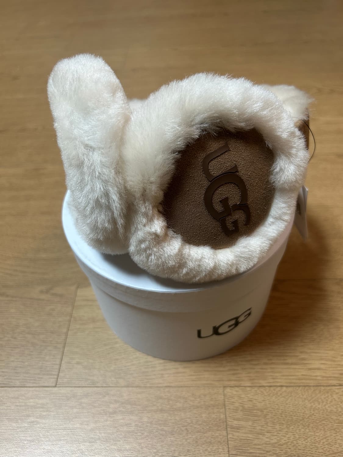 어그 이어머프 체스트넛 상품이미지1