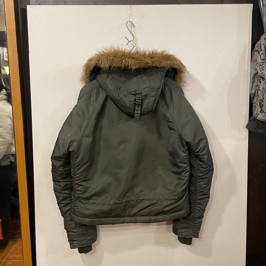 알파인더스트리 리메이크 크롭봄버 M 상품이미지3